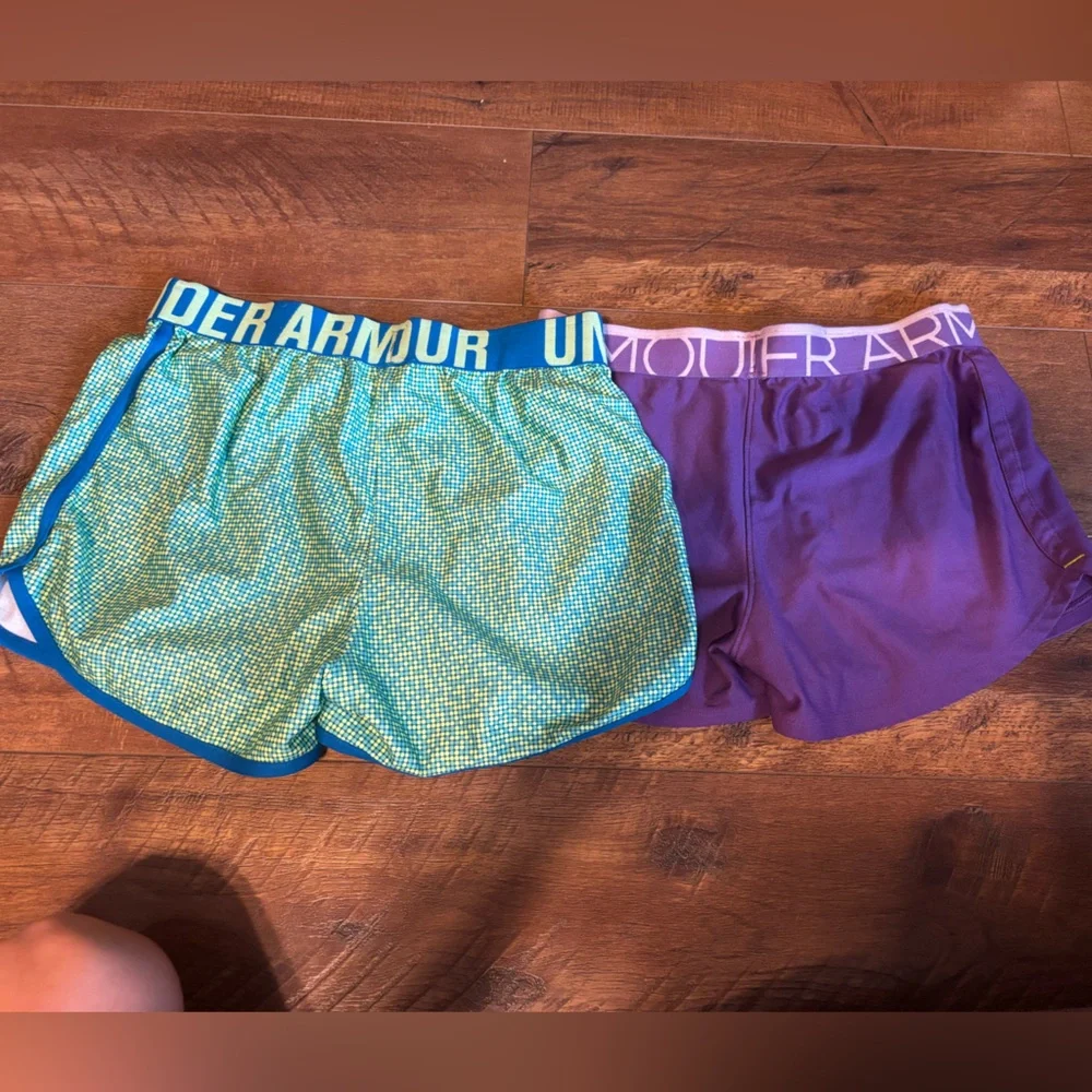 Girls Youth Large Under Armor Athletic Shorts Lot of 2 - Picture 2 of 2